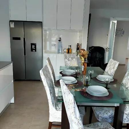 דירה Miranda House *
